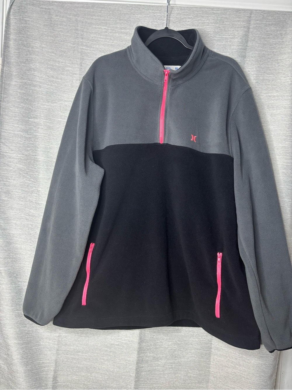 Hurley Gray & Black Quarter-Zip Fleece with Pink Zippers